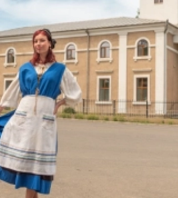 Обличчя музею: дівчина з Одещини в старовинному німецькому одязі