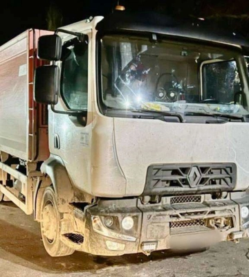 П&amp;#039;яний водій сміттєвоза на кладовищі збив чоловіка
