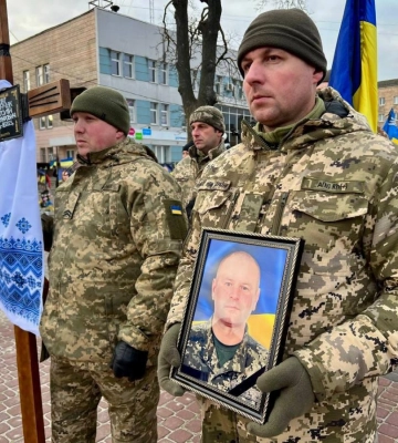 Костопільська громада попрощалася із загиблим військовим