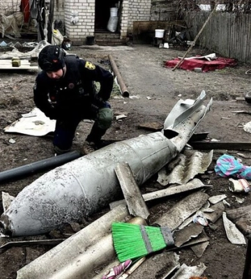 На Харківщині сапери знешкодили ворожу авіабомбу, що впала на територію приватного будинку