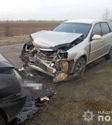 Водій Chevrolet пішов на обгін: біля Луцька зіткнулося два авто. Фото