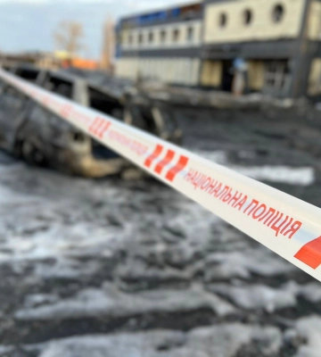 Окупанти завдали ракетного удару по Конотопу: пошкоджено багатоповерхівку, є постраждалі
