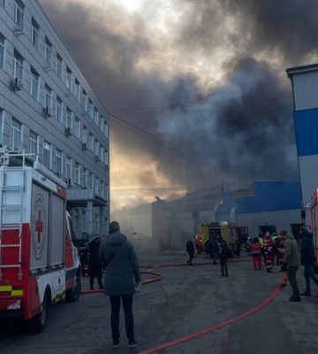 З-під завалів у Києві рятувальники дістали ще одного загиблого