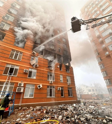 Кількість загиблих внаслідок обстрілу Одеси зросла до 3. ФОТОрепортаж