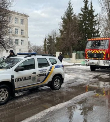У Шостці знову «замінували» всі школи