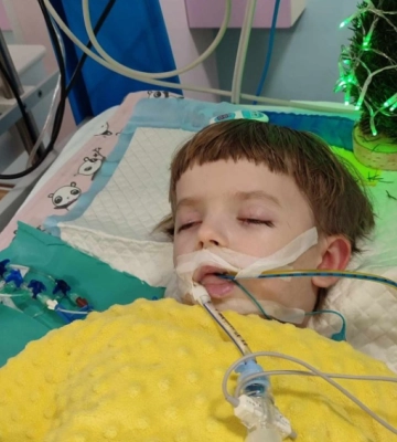 У Львові у 5-річного хлопчика лікарі констатували смерть мозку після видалення зубів