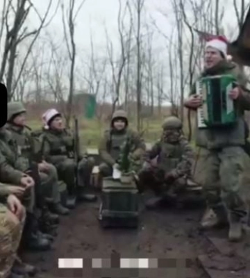 В поле ёлке холодно, вот и молодец: вояки рф под Мелитополем сняли кринжовое видео (видео)