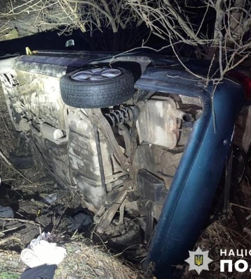 На Львівщині авто злетіло в кювет: четверо постраждалих (ФОТО)