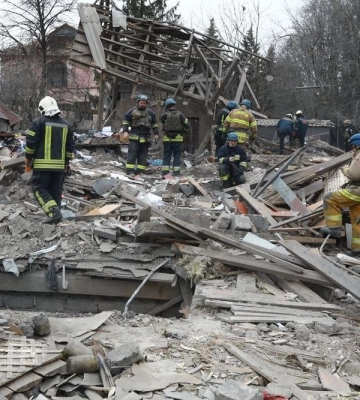Ракетний удар по Запоріжжю: відомо вже про вісьмох загиблих