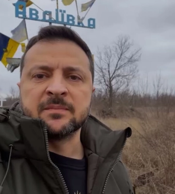 Зеленський відвідав передові позиції українських військ в Авдіївці (відео)