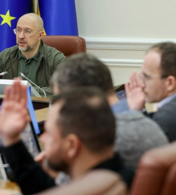 Перезавантаження БЕБ, оплата праці чиновників та посилення обороноздатності: засідання КМУ