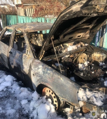 На Чернігівщині затримано чоловіка, який підпалив автомобіль односельця (ФОТО)