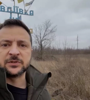 Зеленський відвідав позиції українських військових в Авдіївці