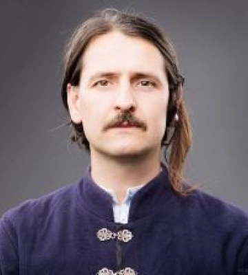 Головне — зберегти державу й людей