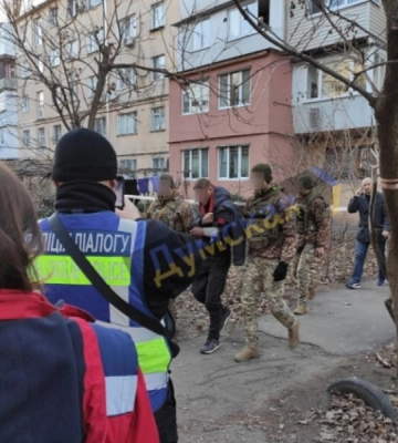 В Одесі військовослужбовець намагався вчинити самогубство