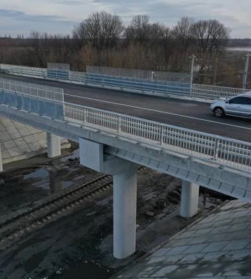 У Чернігівській області відбудували та відкрили рух шляхопроводом, який зруйнували окупанти