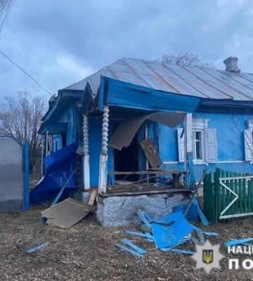 Окупанти обстріляли село на Чернігівщині: є загиблий, пошкоджено понад 30 будинків