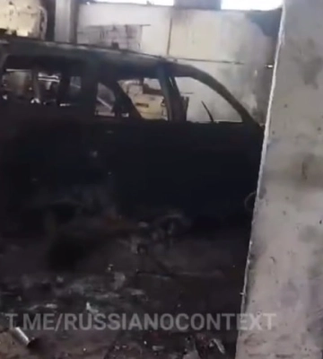 &quot;Машин у нас больше нет&quot;: 3 FPV-дрона разнесли автобазу РФ в районе Лисичанска (видео)