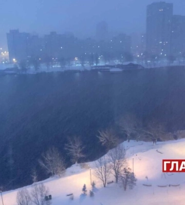 На Різдво Київ замітає снігом (відео)