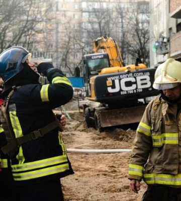 Потужний ракетний удар РФ по Києву: кількість жертв зросла