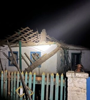 Окупанти за добу завдали ударів по 7 населених пунктах Херсонщини, 2 людини загинули. ФОТОрепортаж