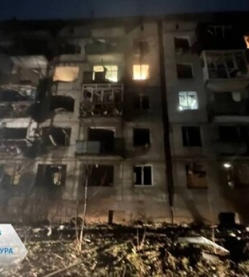 Рашисти вдарили ракетою по Селидовому на Донеччині, є жертви, пошкоджено 6 багатоповерхівок. ФОТО