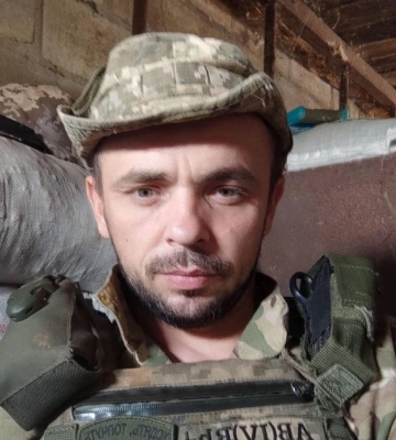 Громада на Рінвенщині зустрічає загиблого військового 31 грудня