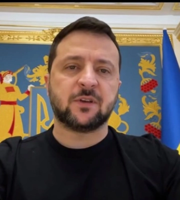 Зеленський відзначив нагородами 700 захисників