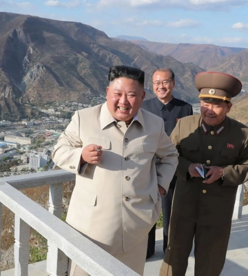 Ким Чен Ын угрожает уничтожить столицы США и Южной Кореи