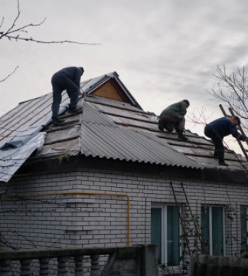 Ракетний удар по Смілі: вісім будинків знищені, ще 83 - понівечені