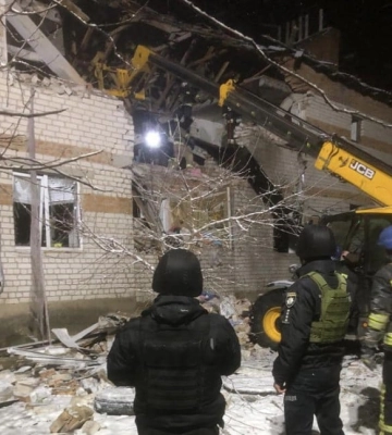На Сумщині “Шахед” влучив у житловий будинок: люди під завалами