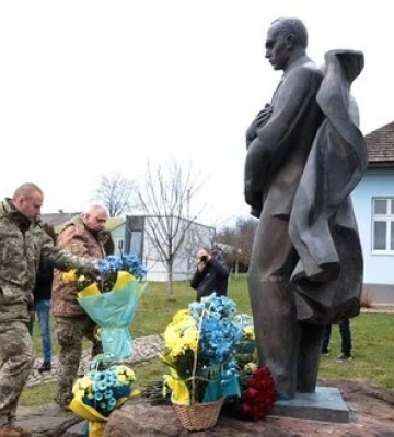 У річницю народження пам’ять Степана Бандери вшанували в рідному селі в Івано-Франківській області. ФОТОрепортаж