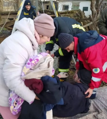 На Полтавщині чоловік впав у 17-метровий колодязь