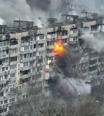 У Києві — влучання та пожежі, кількість постраждалих збільшилася