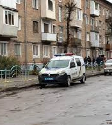 У Нововолинську в гуртожитку знайшли труп чоловіка