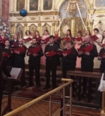 У Луцьку церковний хор зібрав понад 30 тисяч гривень для волинських захисників