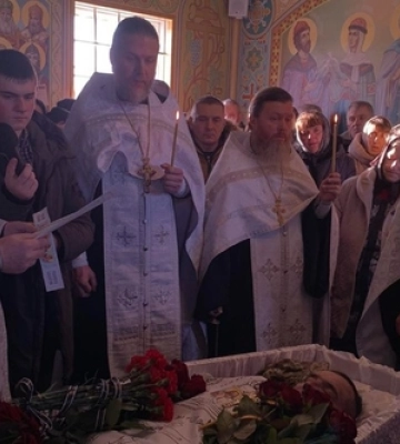 Осиротілими залишилися двоє дітей та дружина-вдова: на Волині попрощалися з Героєм Віталієм Згоранцем
