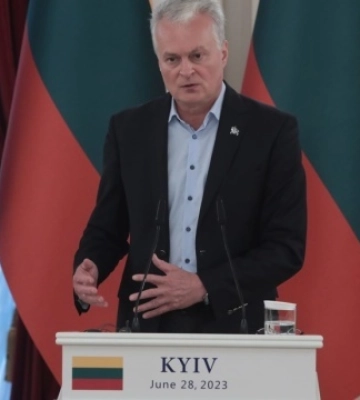 Президент Литви закликав світ надати Україні більше систем ППО