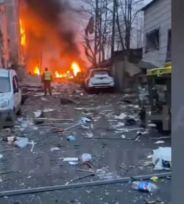 Патрульні показали перші хвилини після вибухів у Києві
