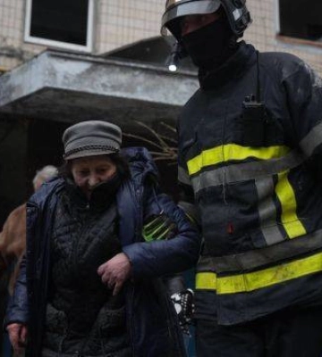 У Києві — влучання та пожежі, кількість постраждалих збільшилася
