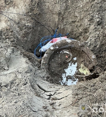Вибухотехніки поліції Сумщини знищили трьохсоткілограмову частину російської ракети