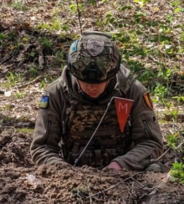 На Херсонщині сапери обстежили ще майже пʼять тисяч гектарів полів