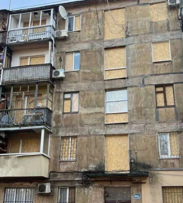 У Дніпрі триває ліквідація наслідків масованого ракетного обстрілу рф 29 грудня