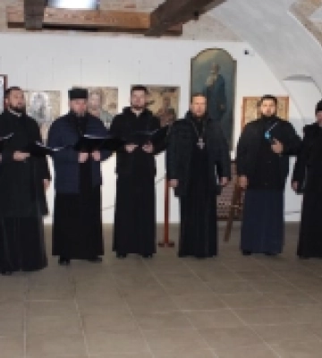 Дубно: новий рік у музеї розпочали з різдвяної коляди