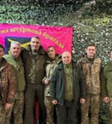 Масована ракетна атака на Київ: Кличко повідомив про влучання