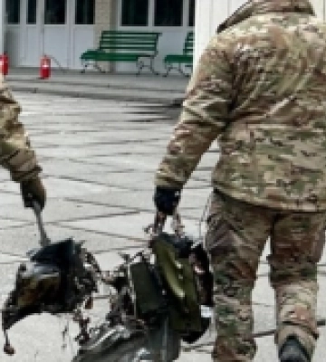 Під час обстрілу Києва російська ракета влучила в медзаклад, де проходять реабілітацію поранені бійці