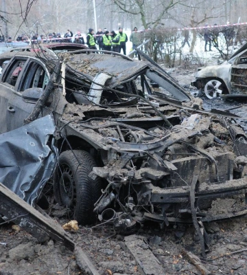 Во время атаки по Киеву ракета попала в больницу, где проходят реабилитацию военные