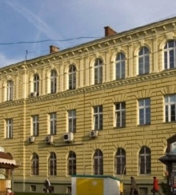ФДМУ продасть на торгах нежитлову будівлю на пр. Шевченка у Львові