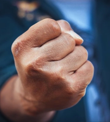 Жителя Черкас підозрюють у побитті 27-річної співмешканки