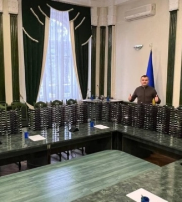 Хмельницький передав на фронт майже 300 FPV-дронів